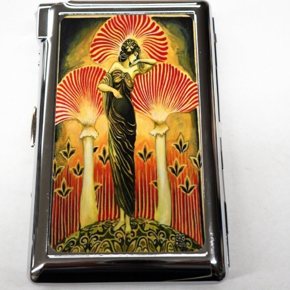 Amazing Geisha Girl Cigarette Case With Built In Butane Lighter